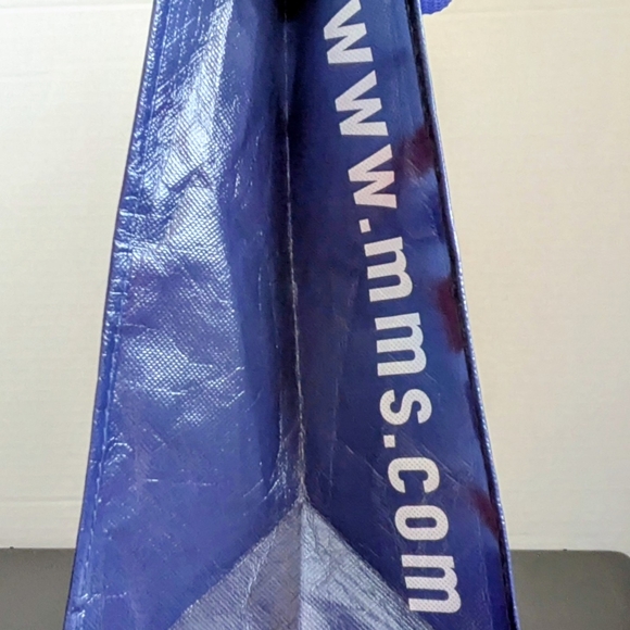 M&M's London Themed Reusable Tote Bag with Iconic Characters - Pre-Owned - Picture 3 of 3